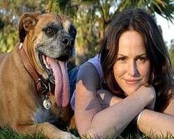 The actress is an animal lover and supports organizations like PETA and ADI to raise awareness about problems faced by animals.
